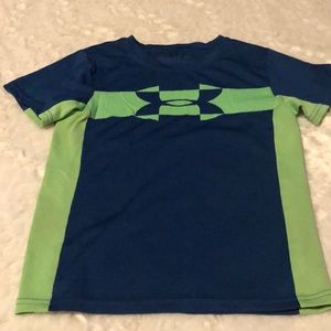 Blue and green under armour size 7 T-shirt